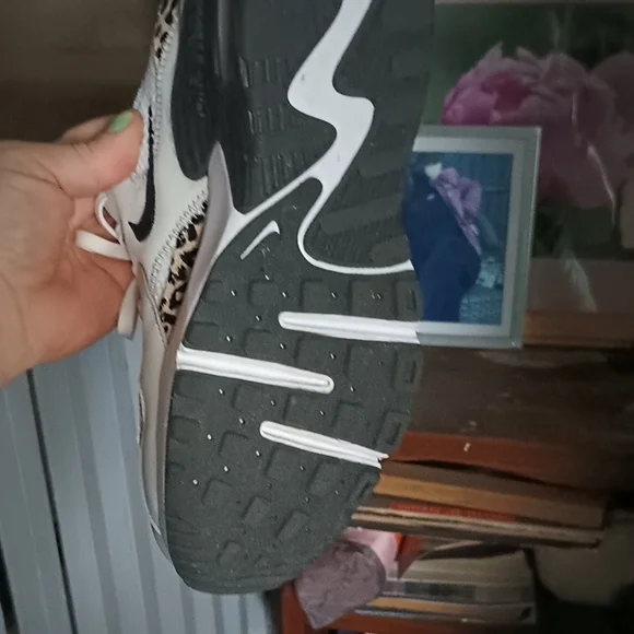 Nike Air max Leopard Print Sz7 New - Picture 3 of 6